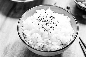 米饭搭配这些食物吃 能控餐后血糖也属于糖油混合物吗（米饭和什么一起吃降热量）