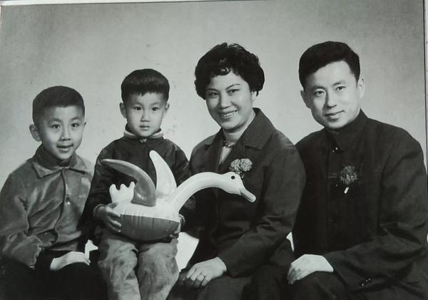 播放徐玉兰的图片(播放徐玉兰的图片视频)