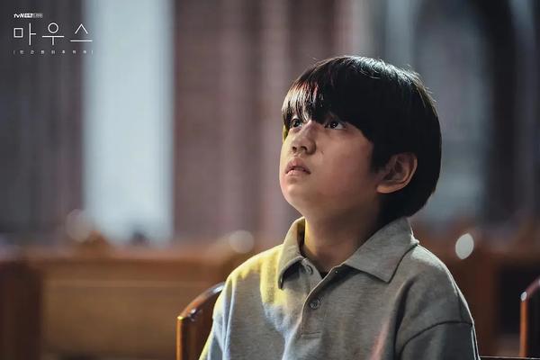 电影小男孩演员表(电影小男孩演员表全部)