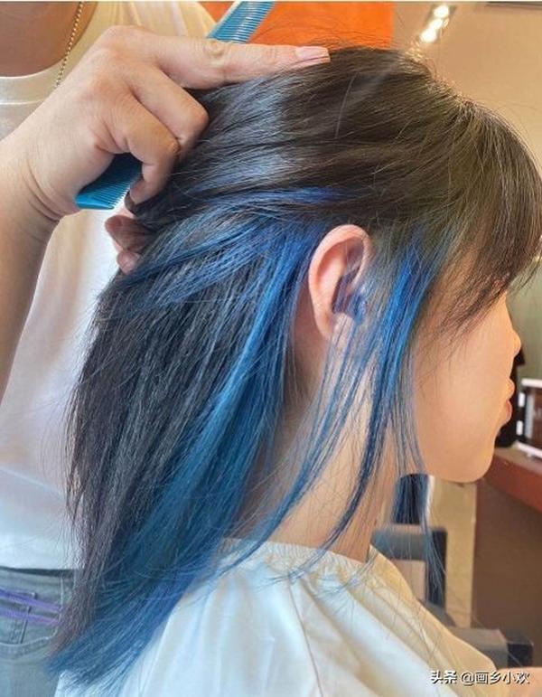 2020年流行染什么颜色的头发（2020年流行染什么颜色的头发好看）