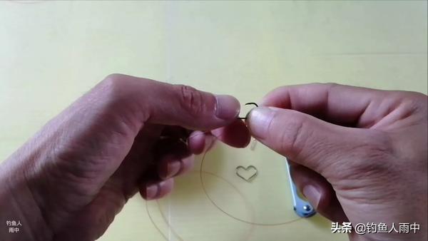 绑鱼钩方法（绑鱼钩方法视频教程）