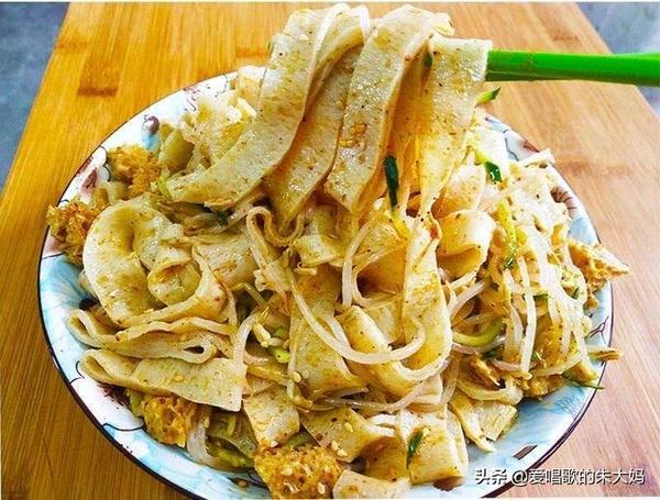 凉皮米线的做法及配方（凉皮米线的做法及配方）