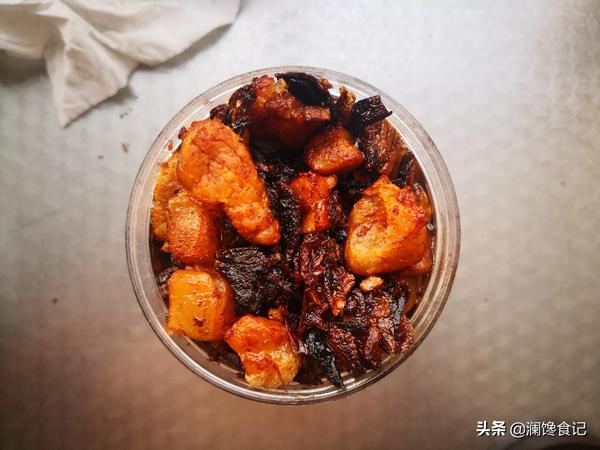 熬好的葱油放冰箱保存可以放多久（熬好的葱油放冰箱保存可以放多久不坏）