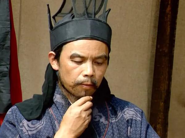 老版三国马超的扮演者（老版三国马超的扮演者叫什么）