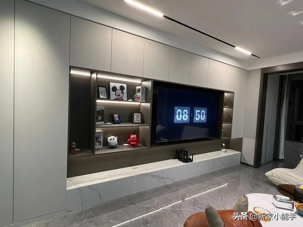 现在电视背景墙流行款式图片（电视背景墙最新款现代简约图片）