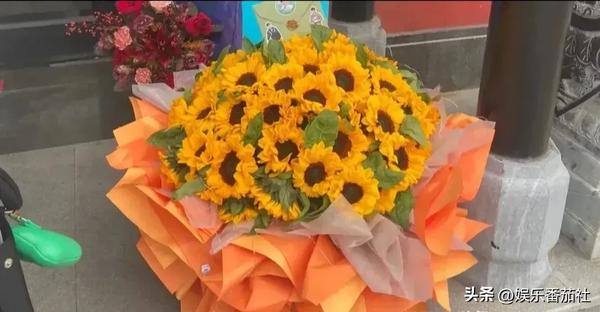 邓伦现在多少岁了(邓伦今年已经多少岁了)