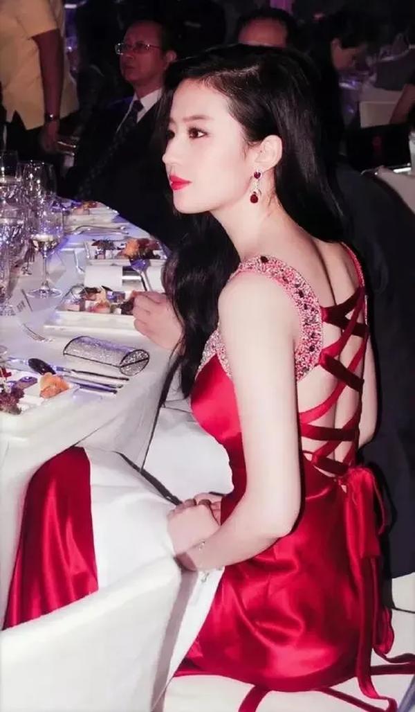 英国女明星名字列表（英国女明星名字列表100名）