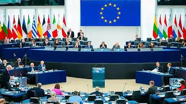 澳元暴跌的原因（澳元暴跌的原因有哪些）