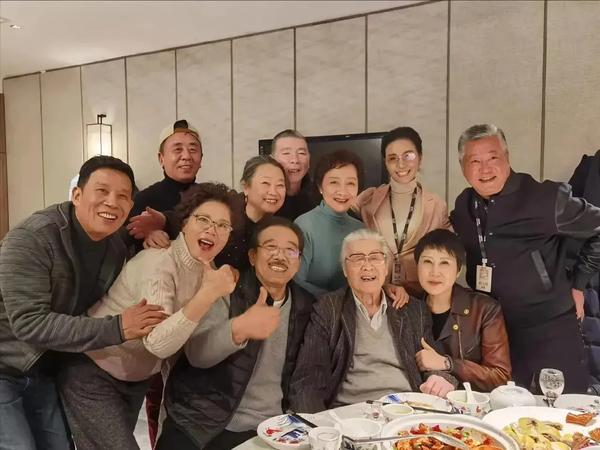 渴望剧组三十年(渴望剧组三十年相聚)