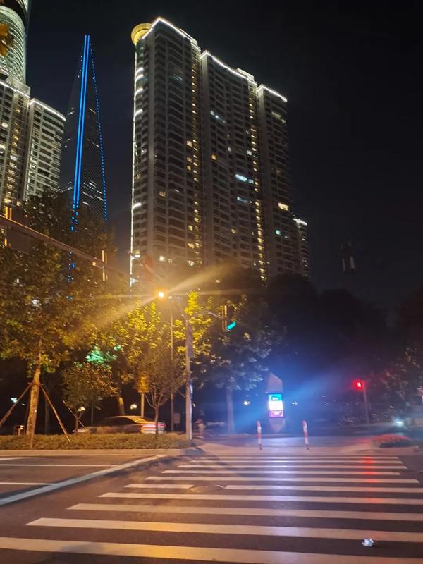 朋友圈发表伤感说说（伤感说说适合发朋友圈）