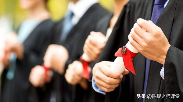 往年专业分数线在哪里查（往年专业分数线在哪里查到）