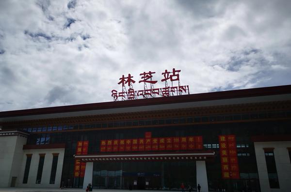 绿巨人集成灶多少钱（绿巨人集成灶m5价格）