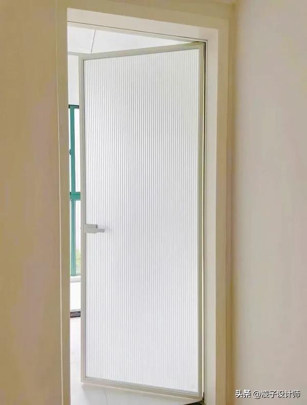 玻璃价格多少一平方（有机玻璃多少钱一平米）