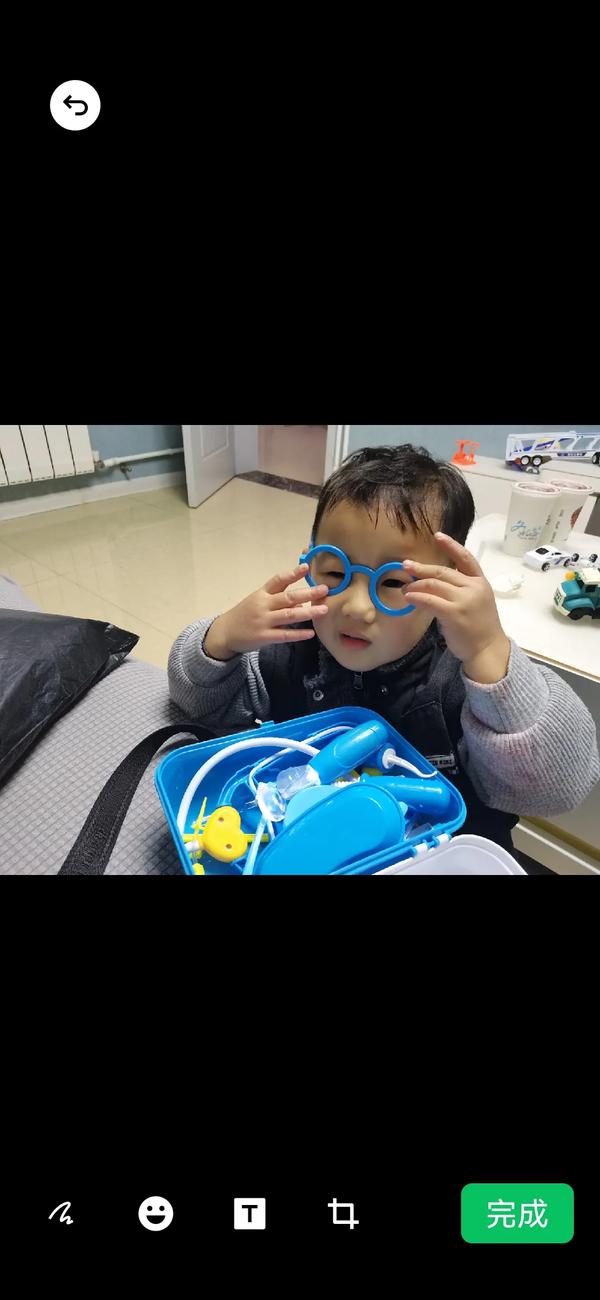 照片上的涂鸦怎么弄（照片上的涂鸦怎么弄下去）