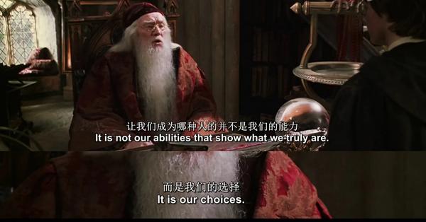 伏地魔为什么长得像蛇(伏地魔为什么长得像蛇一样)