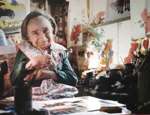 梦到老公画画的特别好（梦见老公画画漂亮得很）