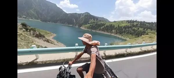 6205345905_d59a564256-160x160