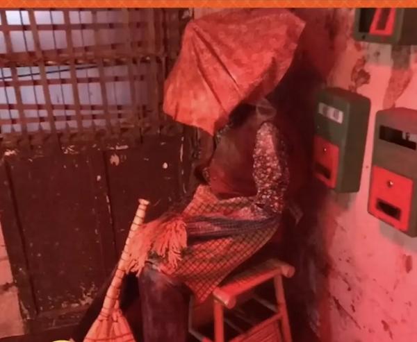 鬼屋里面有什么僵尸(鬼屋里面有什么僵尸图片)