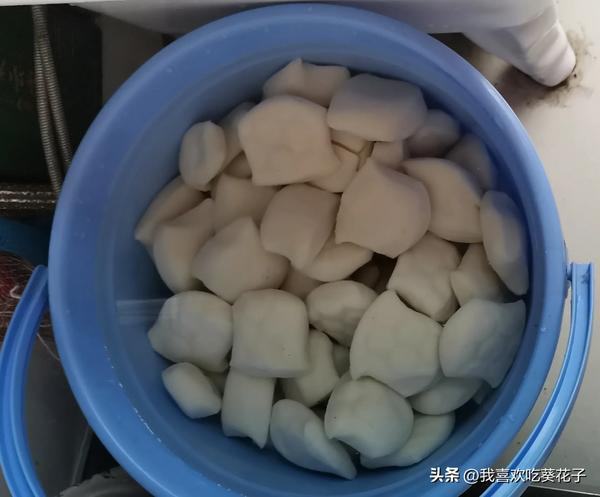 女孩名字叫年糕的寓意(小年糕名字含义)