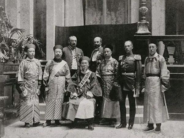 外国人对清朝的看法(外国人对清朝的看法和态度)