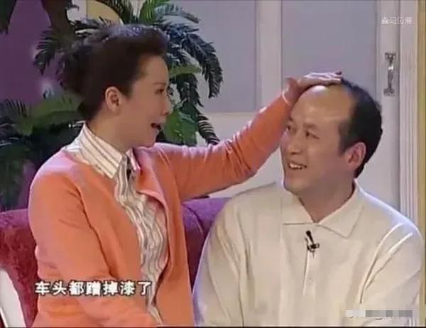 蔡明老公（蔡明老公是谁、照片资料）