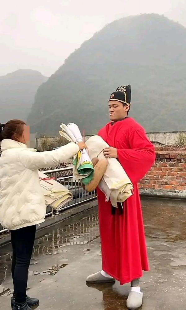 横店演出哪个好看(横店演出时间)