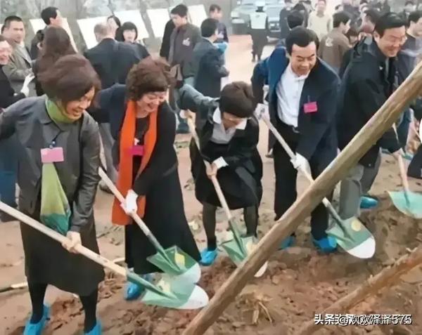 男女网友相互用假照片（男女网友相互用假照片犯法吗）