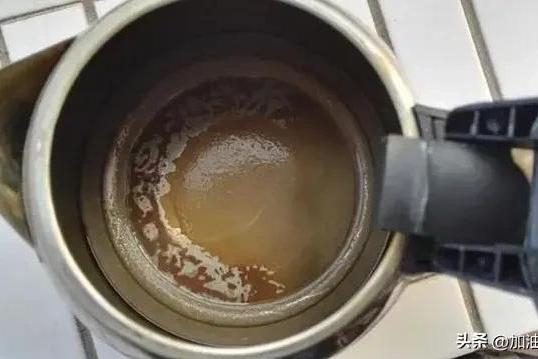 茶壶水垢如何快速去除？
