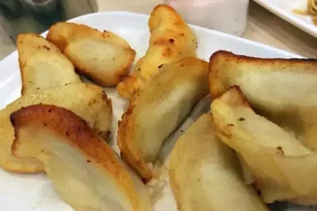 在重庆，吃完这68样美食我们就结婚吧！