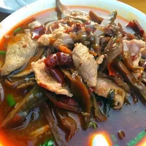 在重庆，吃完这68样美食我们就结婚吧！