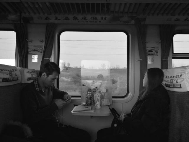 用镜头记录春节回乡之路，用视界描述绿皮火车上的故事