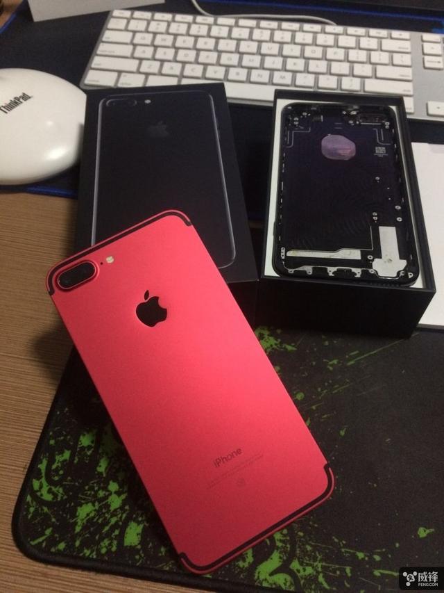 锋友分享：给黑色iPhone 7 Plus换大红外壳