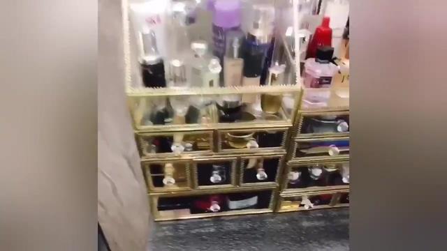化妝品收納盒簡單