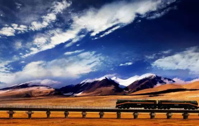 从六安坐火车去西藏吧！有吃有玩，只有9站且不到400块！