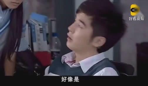 镜头穿帮