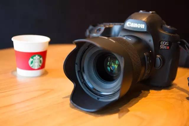 佳能m100怎么连接手机（佳能M100拍人）