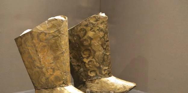 内蒙古发现契丹墓，墓主才18岁，出土一“穿越物”，专家这不可能