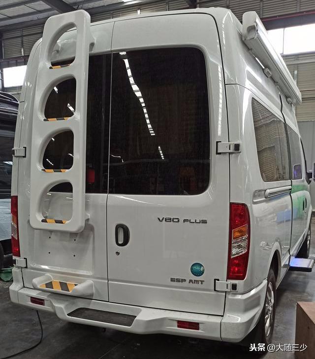 讀萬卷書不如行萬里路！程力銳途房車推出大通V80暑期特別版房車