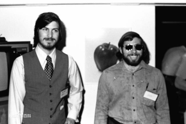 乔布斯什么时候去世的，历史今天：2011年10月5日 苹果创始人乔布斯逝世