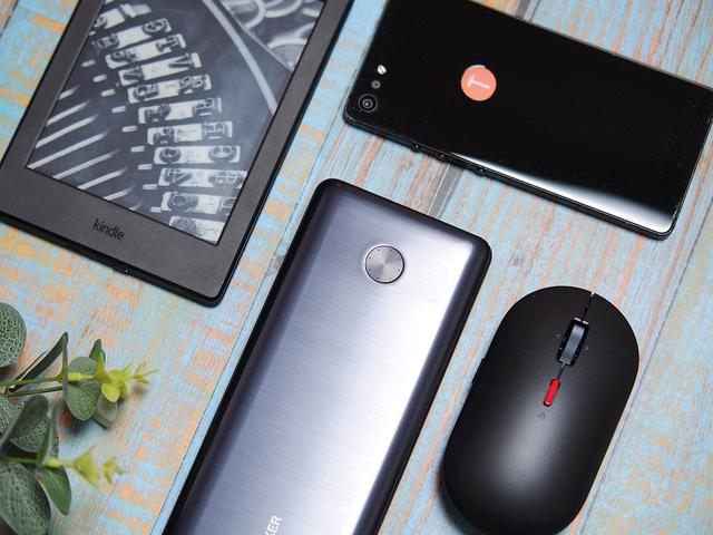 重量级供电模式支持78W快速充电的怪兽级ANKER充电宝