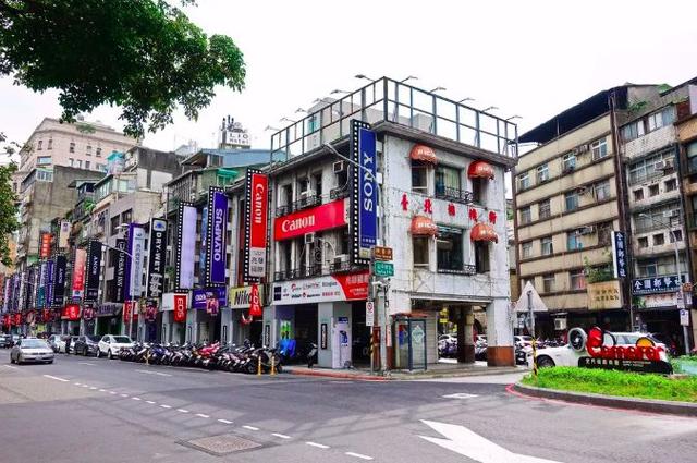 初九｜走趟台北街頭，彷彿走遍全中國