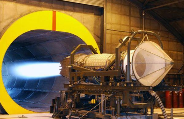 发动机哪去了？日本“玩坏”的F35残骸找到，捞上来后美国着急了