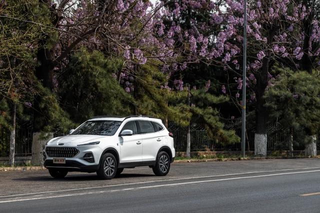 不到12万买“德系品质”中型SUV，合资品牌会慌吗？