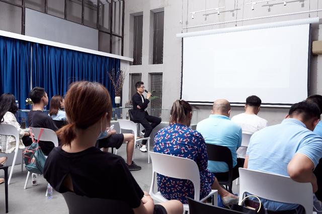 A&Z Designer������ | ���������ƵĶ��˷���