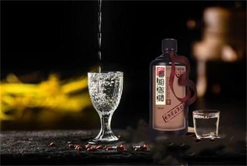 ���Ʋ��ã�ÿһ�������Ͼƶ����Ž��˵�������ԭ�ϵ��¶�