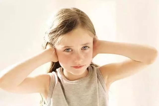 孩子情绪失控时，你的态度很重要