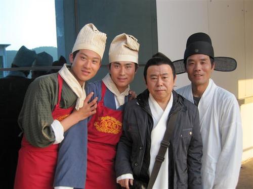 横店群演现状：人数已超20万 大多是懒惰疯狂的单身汉