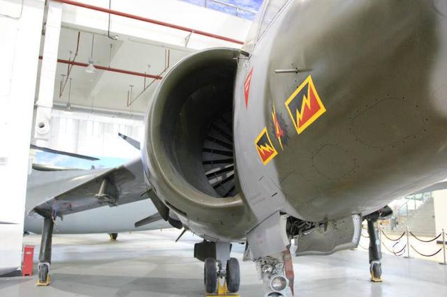 075���䴹ֱ��ս�������������Ǽ���ʽ���вο���ֵ��