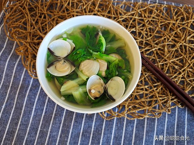 海南人最喜欢用这个熬汤，5块钱熬一大锅，汤鲜味美从不放味精
