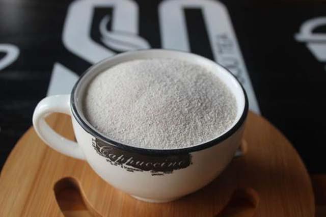 一年卖出40个亿，销量远超奈雪、喜茶，逆袭中国奶茶之王